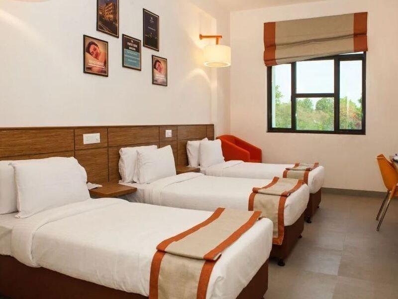 Max Hotels Jabalpur Luaran gambar