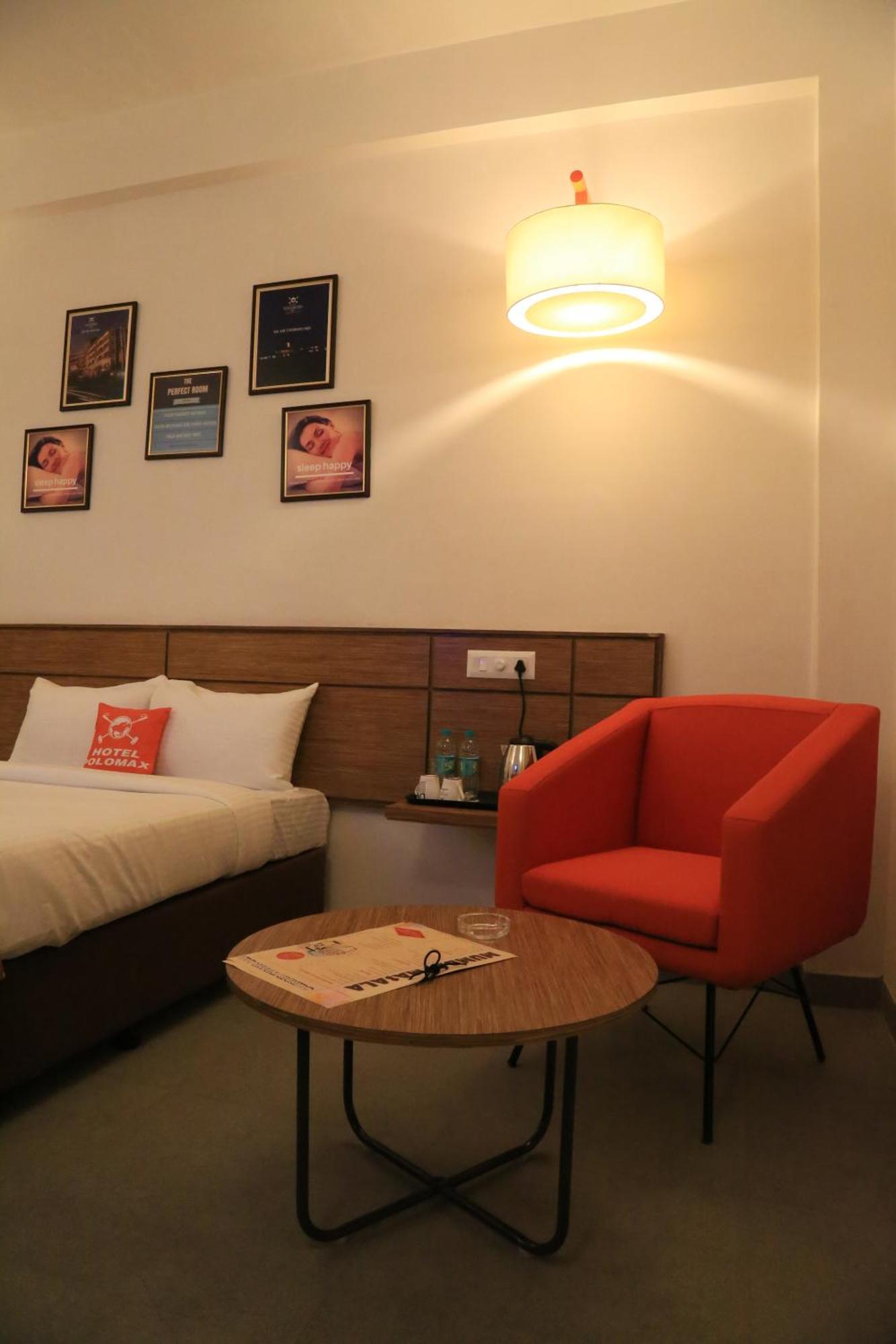 Max Hotels Jabalpur Bilik gambar