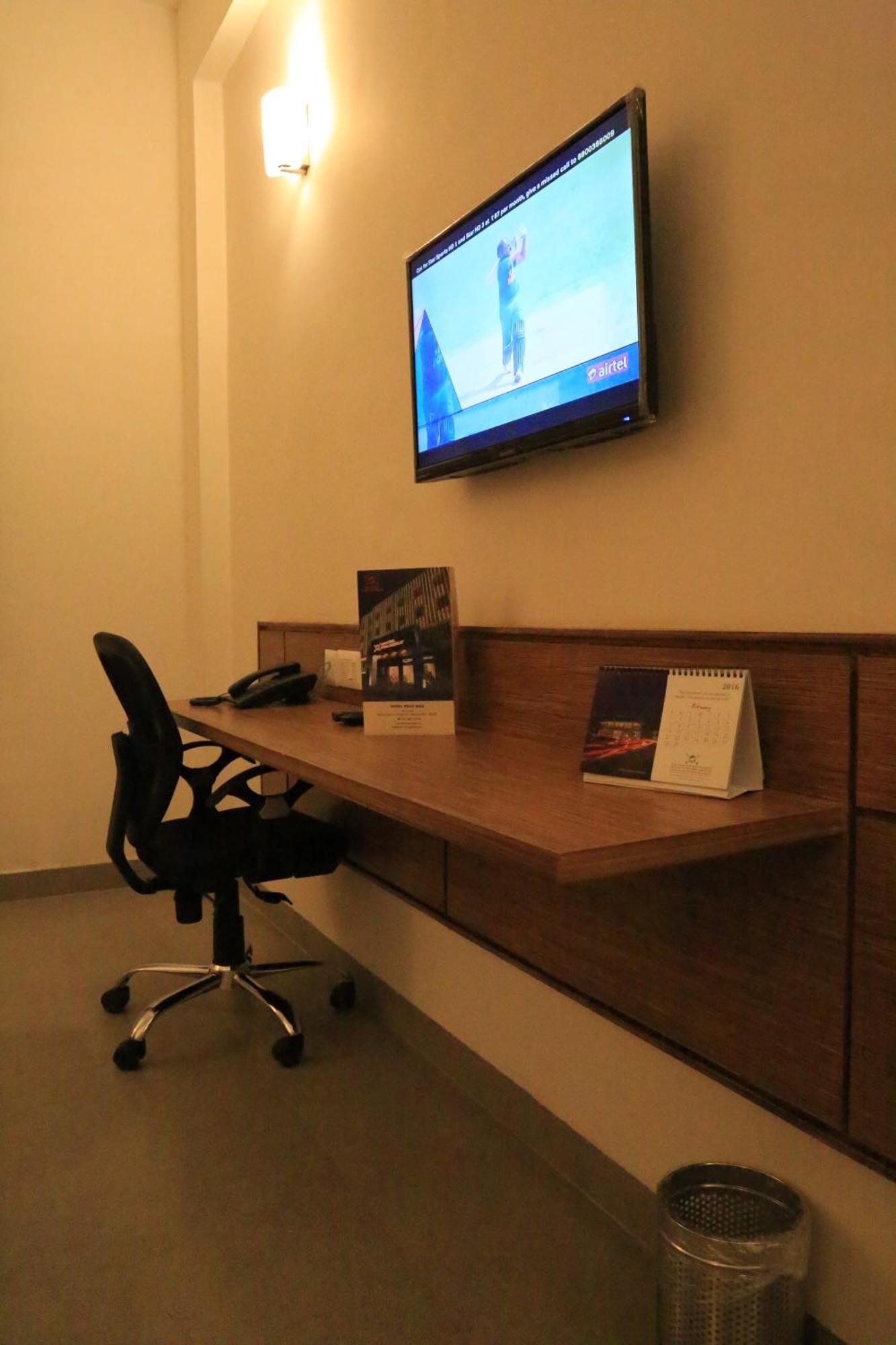Max Hotels Jabalpur Bilik gambar