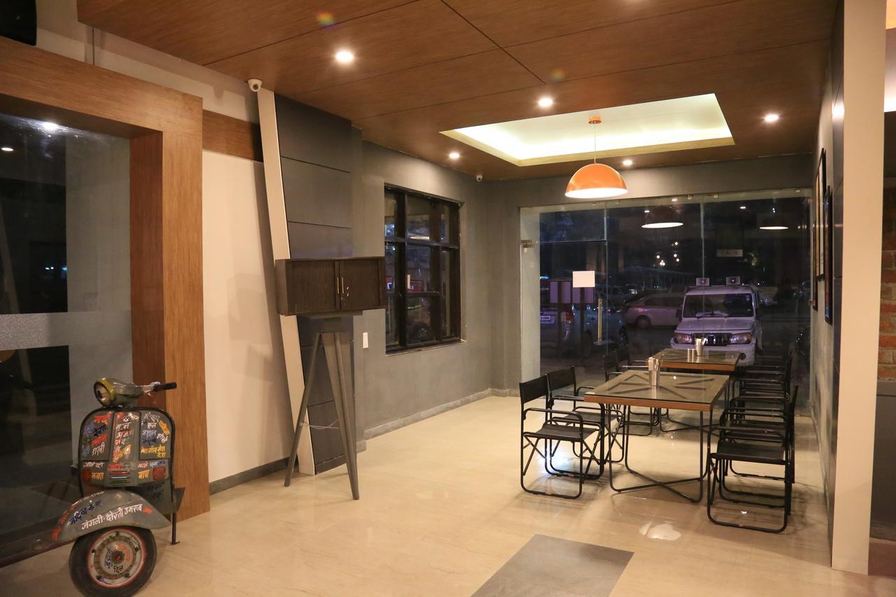 Max Hotels Jabalpur Luaran gambar